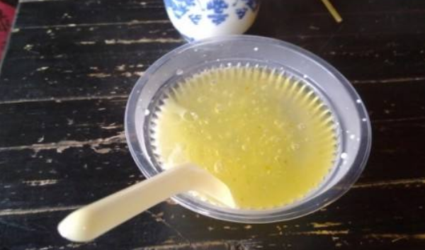 菱角粉透明吗,菱角粉是什么颜色的