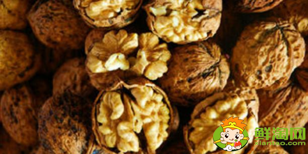 薄皮核桃和厚皮核桃哪个好,薄皮核桃和纸皮核桃有什么区别