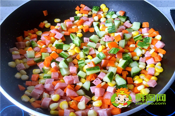 水果胡萝卜是直接吃吗,胡萝卜一天吃一根行吗