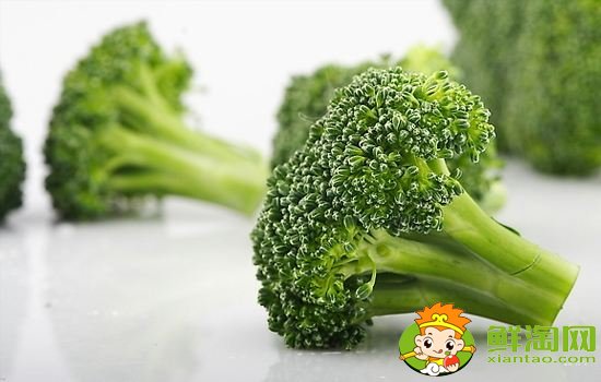 西兰花隔夜还能不能吃,西兰花发黑还能吃吗