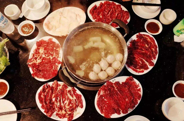牛肉火锅配菜有哪些,牛肉火锅底料配方有哪些